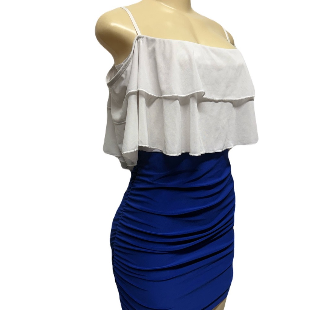 Chic Strapless Blue and White Dress
